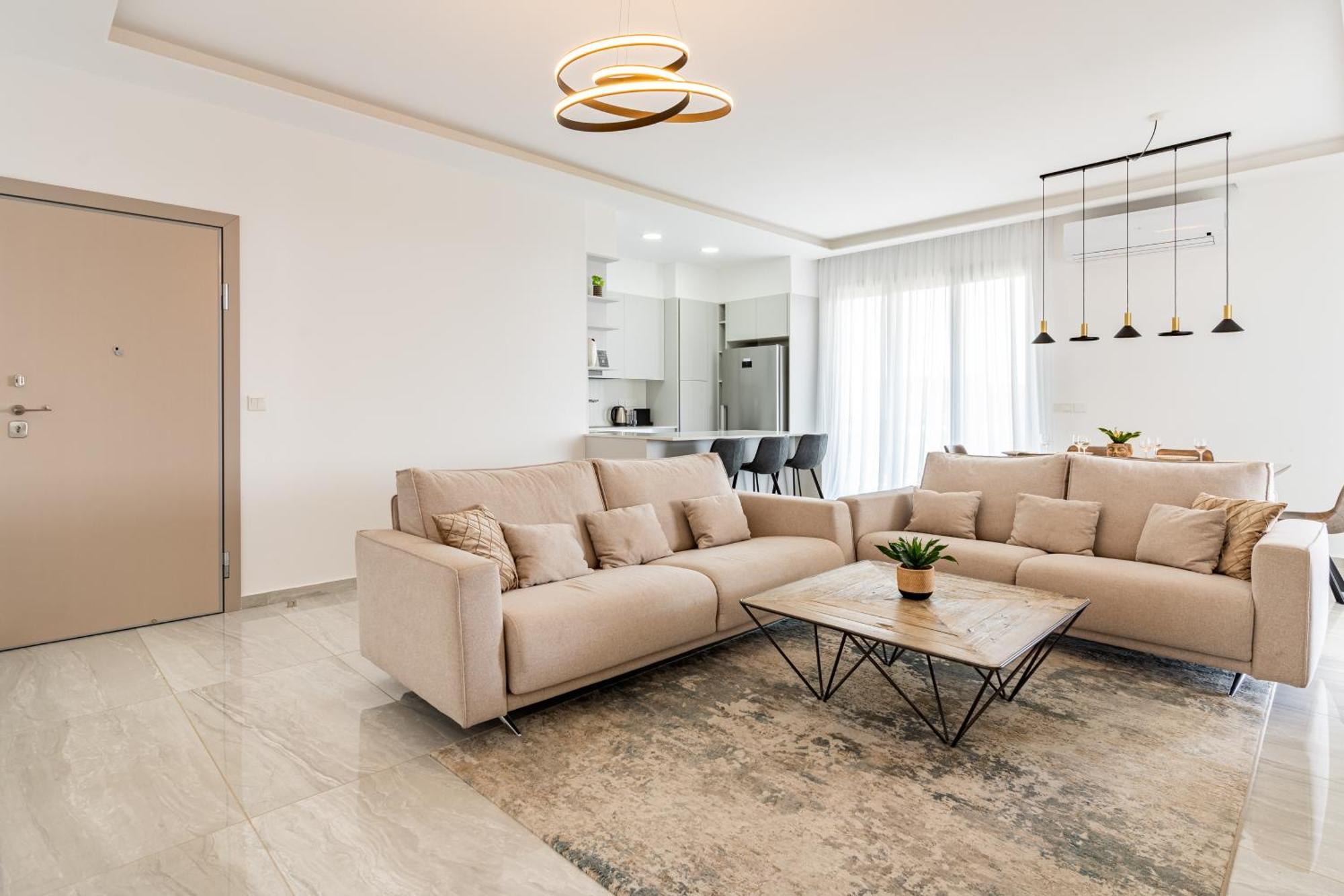 Yamas Urban Living Zakaki Pool Penthouses & Apartments Лимасол Экстерьер фото
